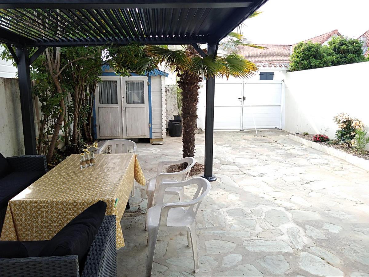 Maison Boisvinet Saint-Gilles-Croix-De-Vie, 4-5 P, Belle Cour Interieure, 200M Plage Exterior photo